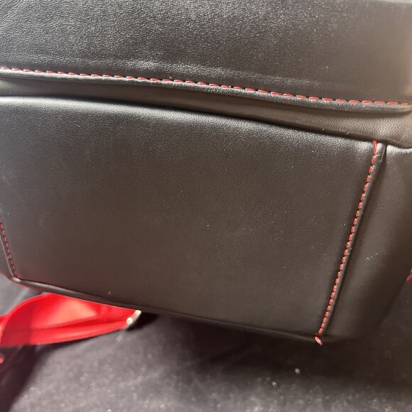 NWTLoungefly Star Wars Celebration 2022 Exclusive Han & Leia Mini Backpack! New! - Picture 9 of 10